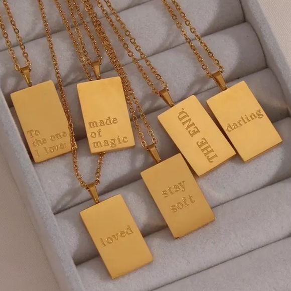 NEW 18K GOLD ENGRAVED LETTERS NECKLACE, NICE NECKLACE, CUTE NECKLACE - Picture 2 of 7